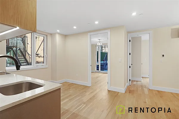 Rented by Rentopia | media 9