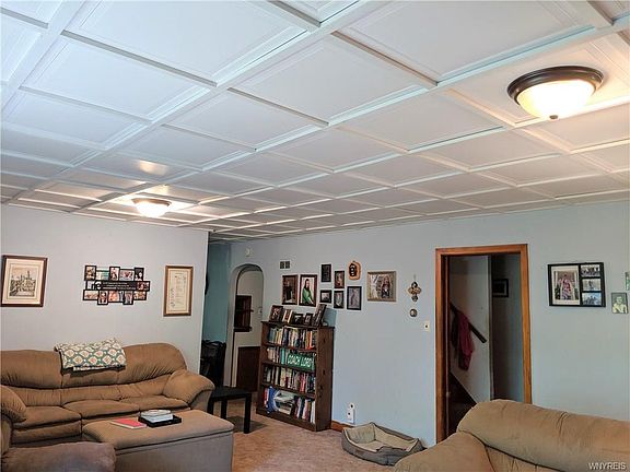 5th image of 7337 Park Dr