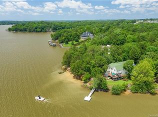 18216 Hideaway Rd, Charlotte, NC 28278