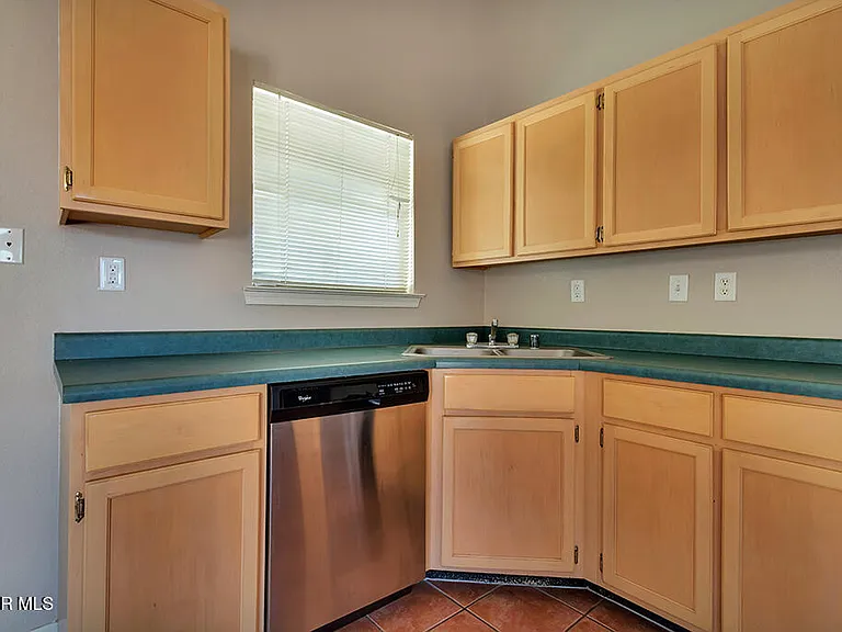 1417 Plaza Verde Dr — Photo 12