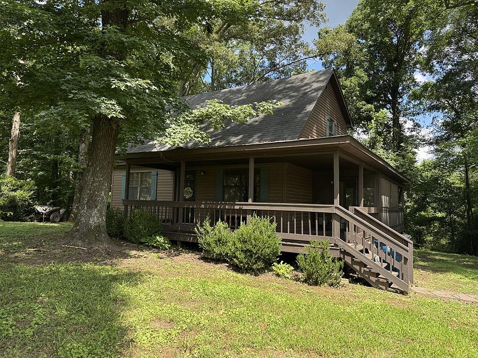 1st image of 195 Paw Paw Ln
