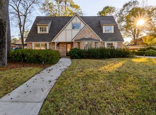 19919 Pinehurst Trail Dr, Humble, TX 77346