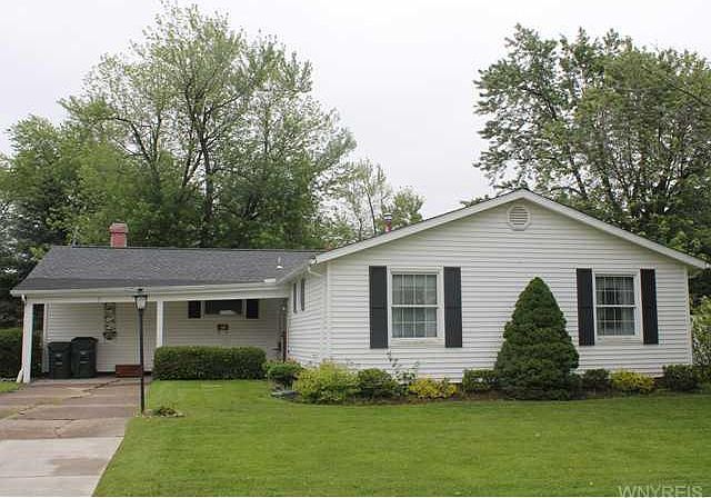 1st image of 15 Michele Dr