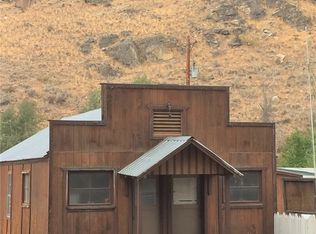 1101 Highway 153, Pateros, WA 98846