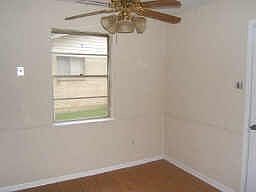 4th image of 1208 Southmoor Dr