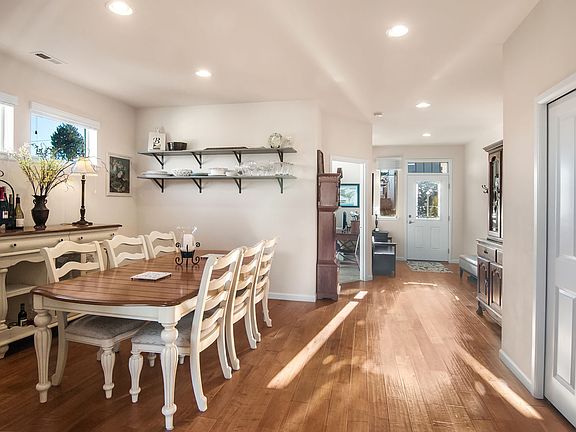 3rd image of 12019 32nd St NE