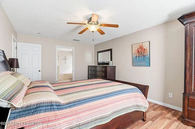 1015 Homewood Ave — Photo 12