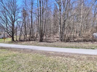 Horner St, Windber, PA 15963