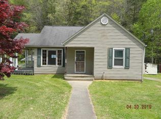 1952 Appalachian Hwy, Pineville, WV 24874