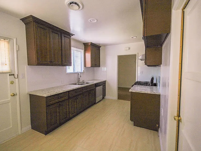 8554 Palma Vista St — Photo 11
