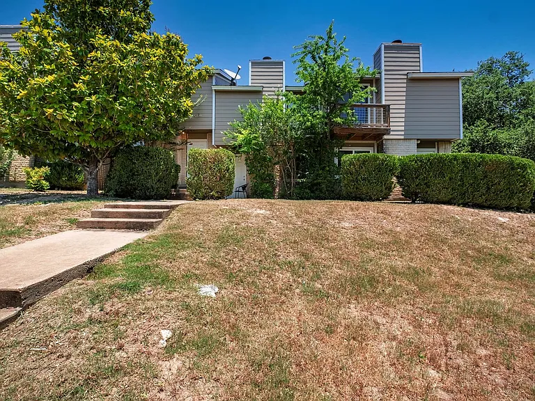 3904 Hudson Bend Rd #A — Photo 23