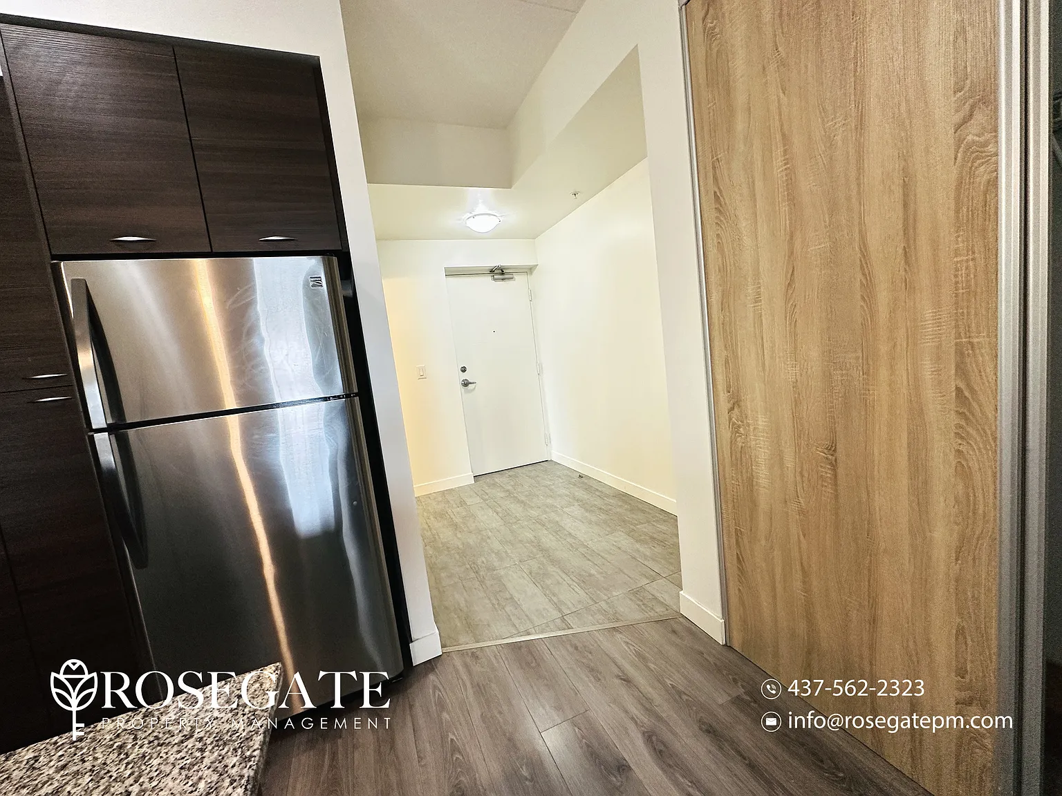 318 Spruce Street Waterloo — Photo 4