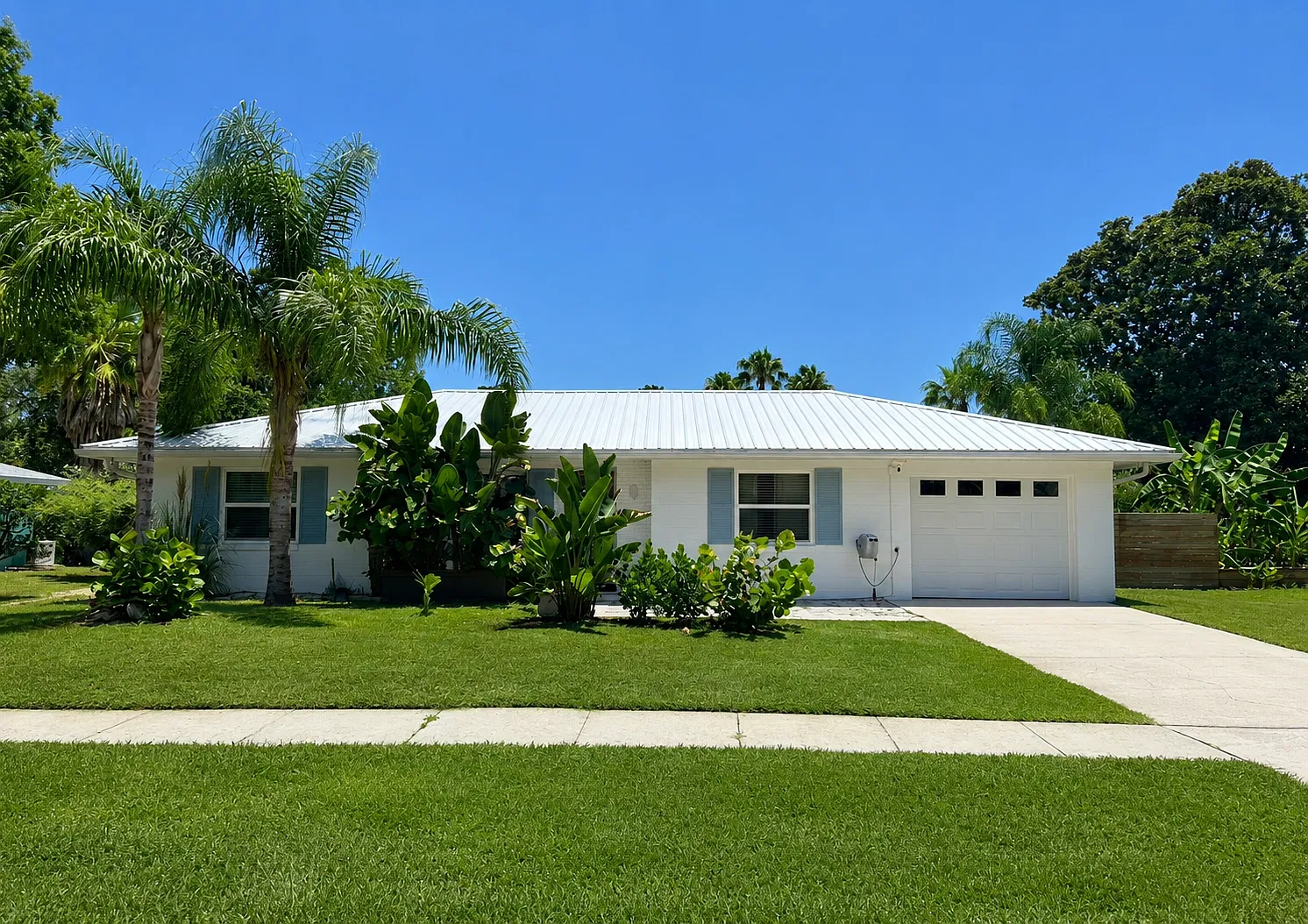 3 bed, 1462 sqft, $2,500 — Photo 1