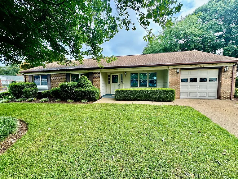 4345 Temple Ct — Photo 1