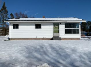 17 Osborn St, Lisbon, ME 04250