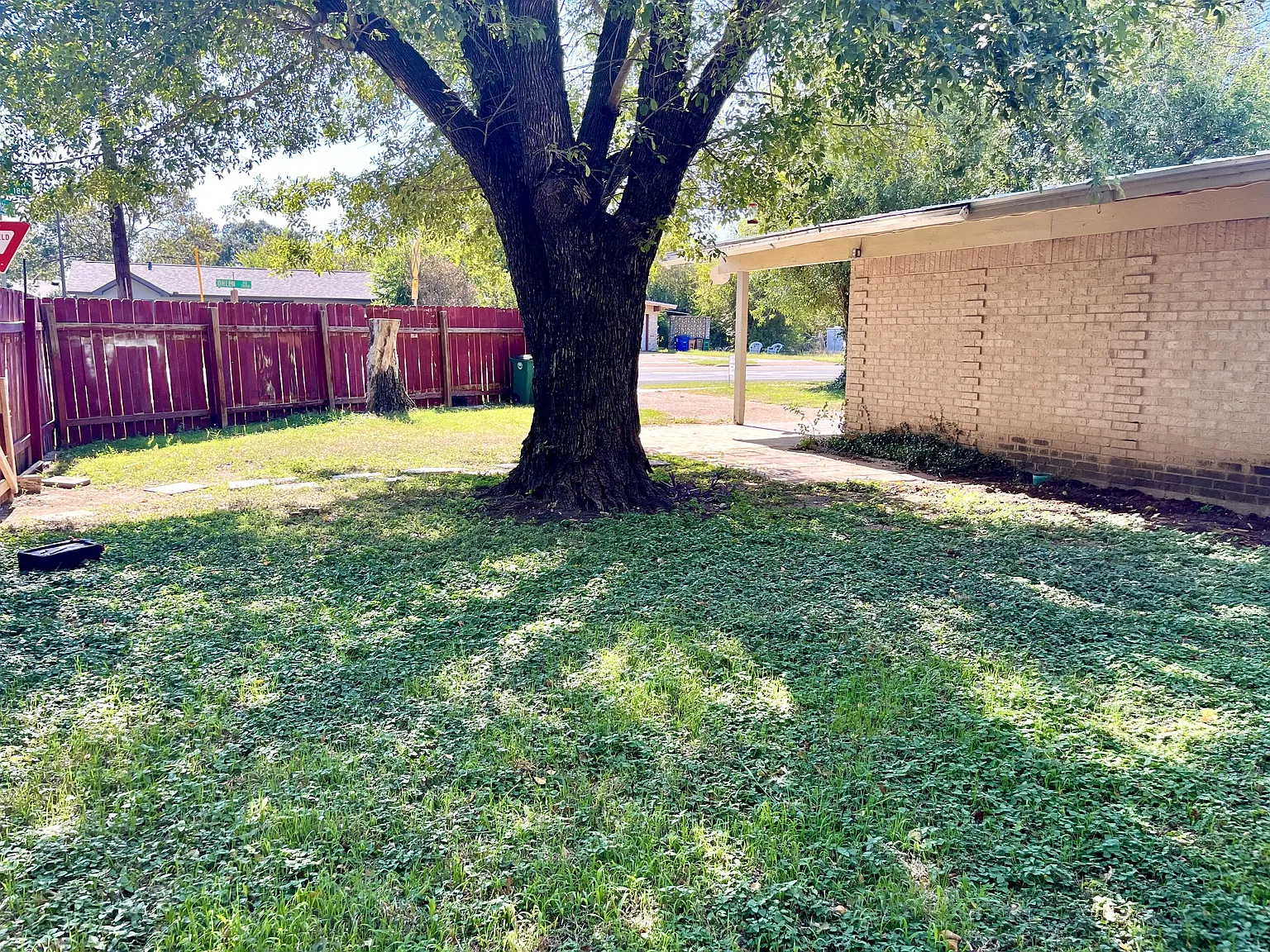 8400 Whittman Cove - A — Photo 3