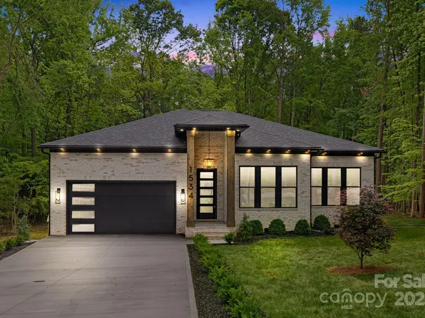 1534 Easy St, Belmont, NC 28012