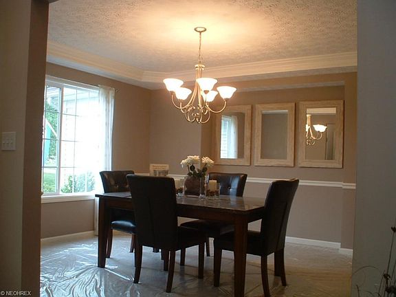 3rd image of 1340 Bel Air Cir