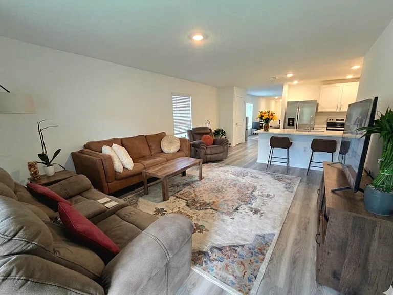 5220 Berry Bay Ave #5220 — Photo 9