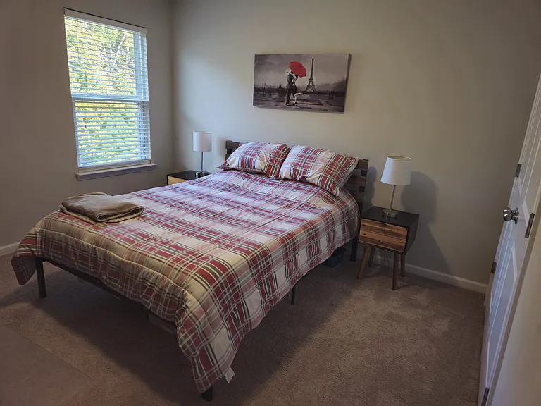 Furnished room