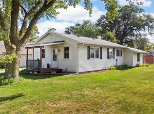 206 W Jefferson Ave, Urbana, IA 52345