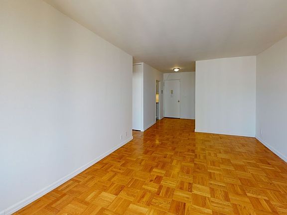 3rd image of 401 E 80th St APT 19D