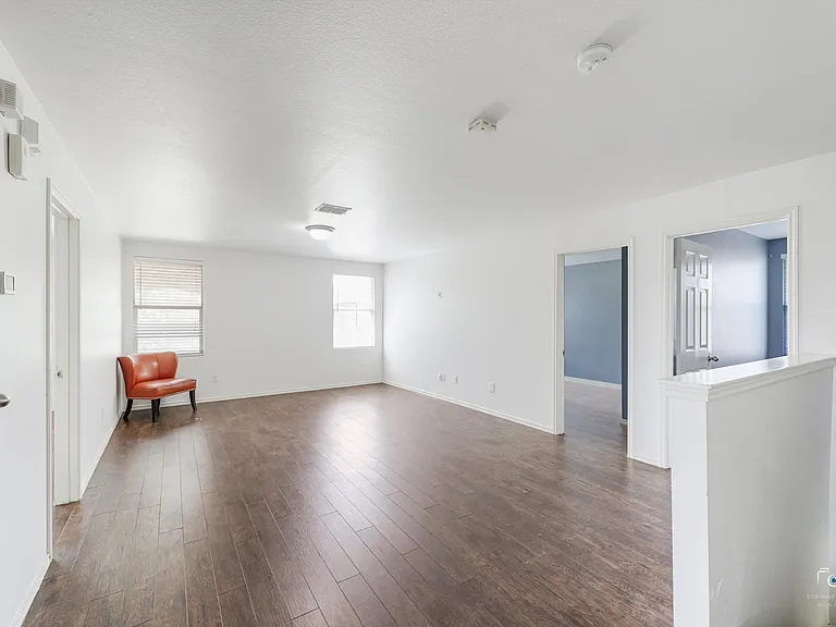 13262 Cleburne Dr — Photo 21