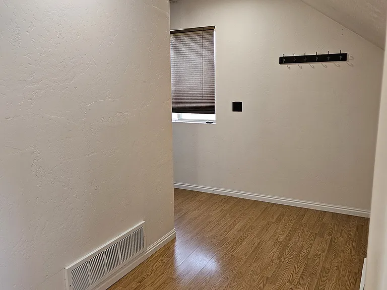 15326 S Silverpoint Cir — Photo 2
