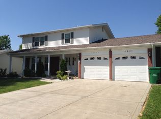 3931 Summer Forest Dr, Saint Charles, MO 63304