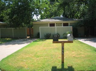 705 N Pecan St APT B, Arlington, TX 76011
