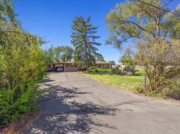 1460 Joe Wright Rd, Klamath Falls, OR 97603