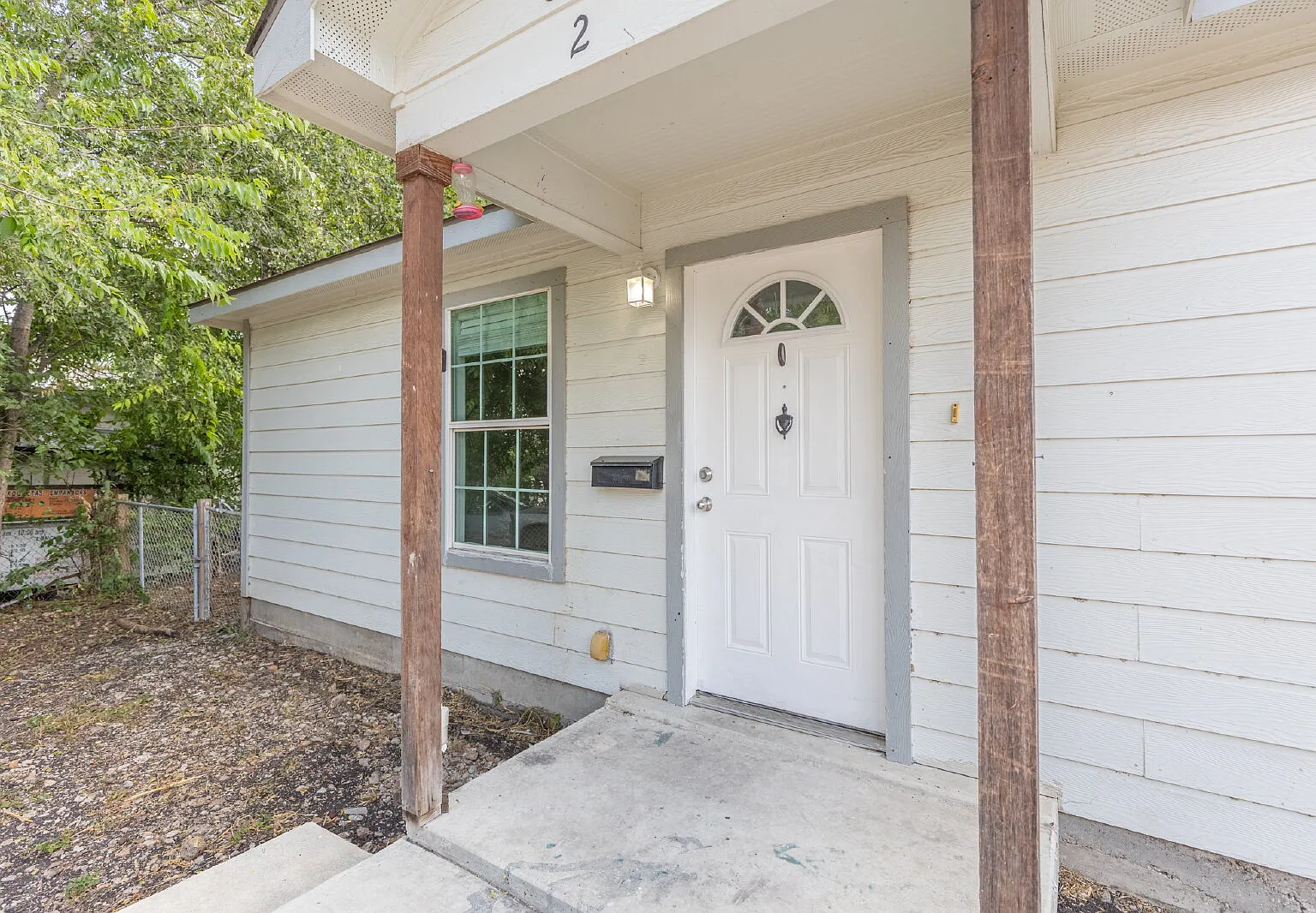 2 bed, 1.0 bath, 792 sqft, $850 — Photo 3
