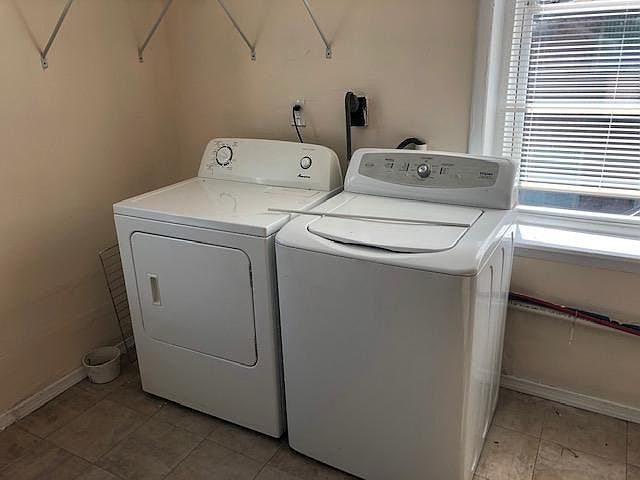 1st image of 5205 N Broad St APT 2