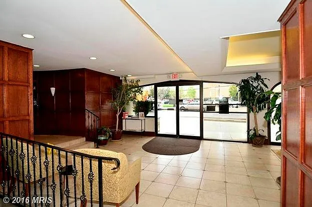 922 Foggy Bottom 24th St NW — Photo 6