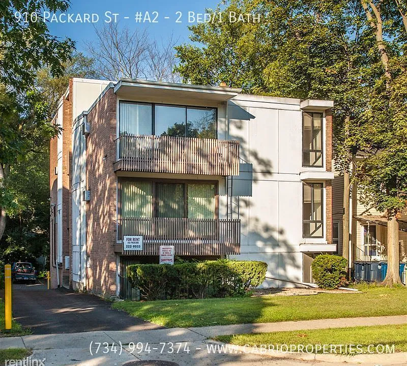 910 Packard St