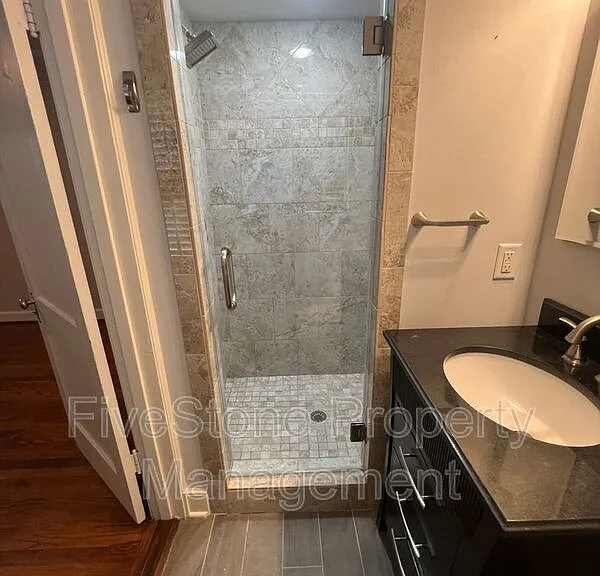 144 Northwood Dr — Photo 17