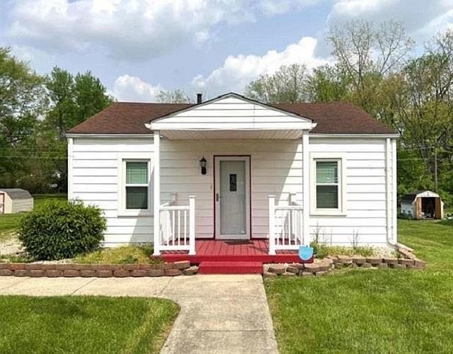 1st image of 900 N Leland Ave