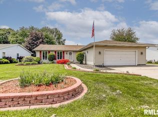 2628 Lindbergh Blvd, Springfield, IL 62704