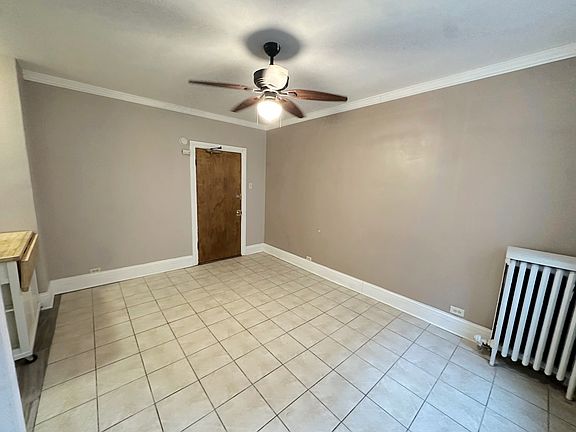 3rd image of 5135 S Kenwood Ave APT 204