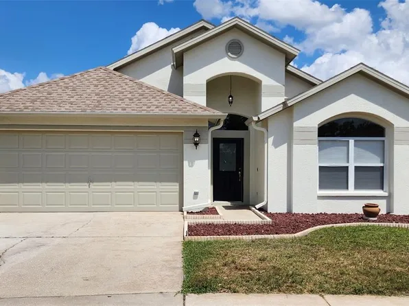 29545 Morwen Pl, Wesley Chapel, FL 33543