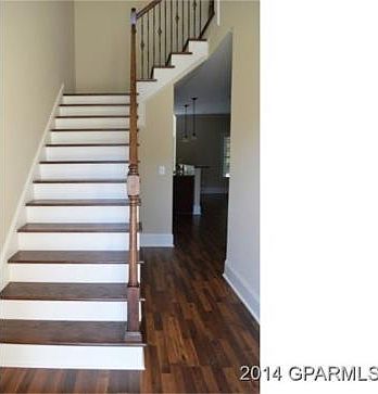 2nd image of 1904 B Leighton Dr