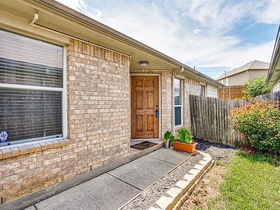 3rd image of 6253 Adonia Dr