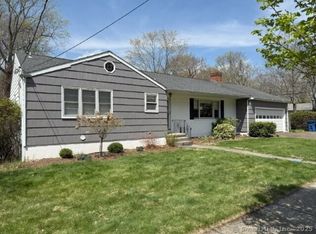 6 Spencer Pl, New Haven, CT 06515