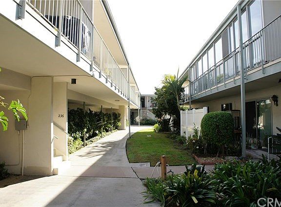 5th image of 2940 W Carson St Unit 233