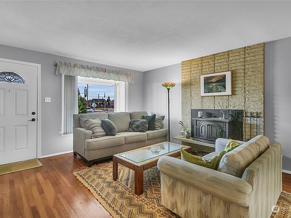 3rd image of 7044 S Junett Street