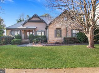 772 Crescent Cir, Canton, GA 30115