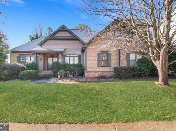 772 Crescent Cir, Canton, GA 30115