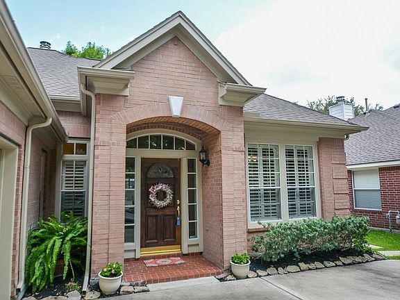 3rd image of 20803 Pierceton Ct