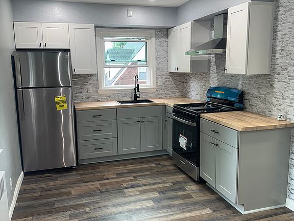 5th image of 680 College Ave Floor 2