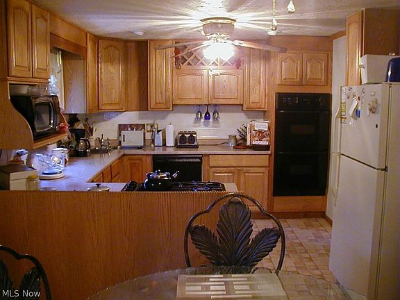 3rd image of 1179 Orlo Dr NW